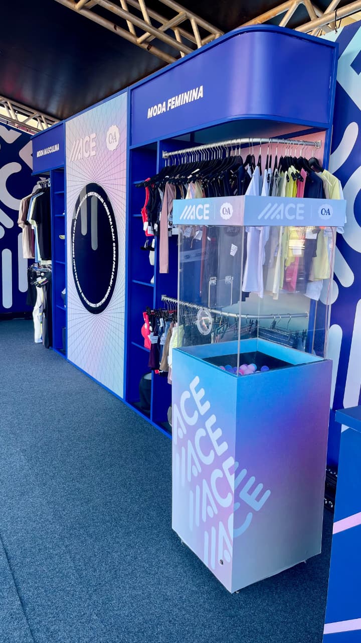Pocket Quadrada instalada em stand de evento